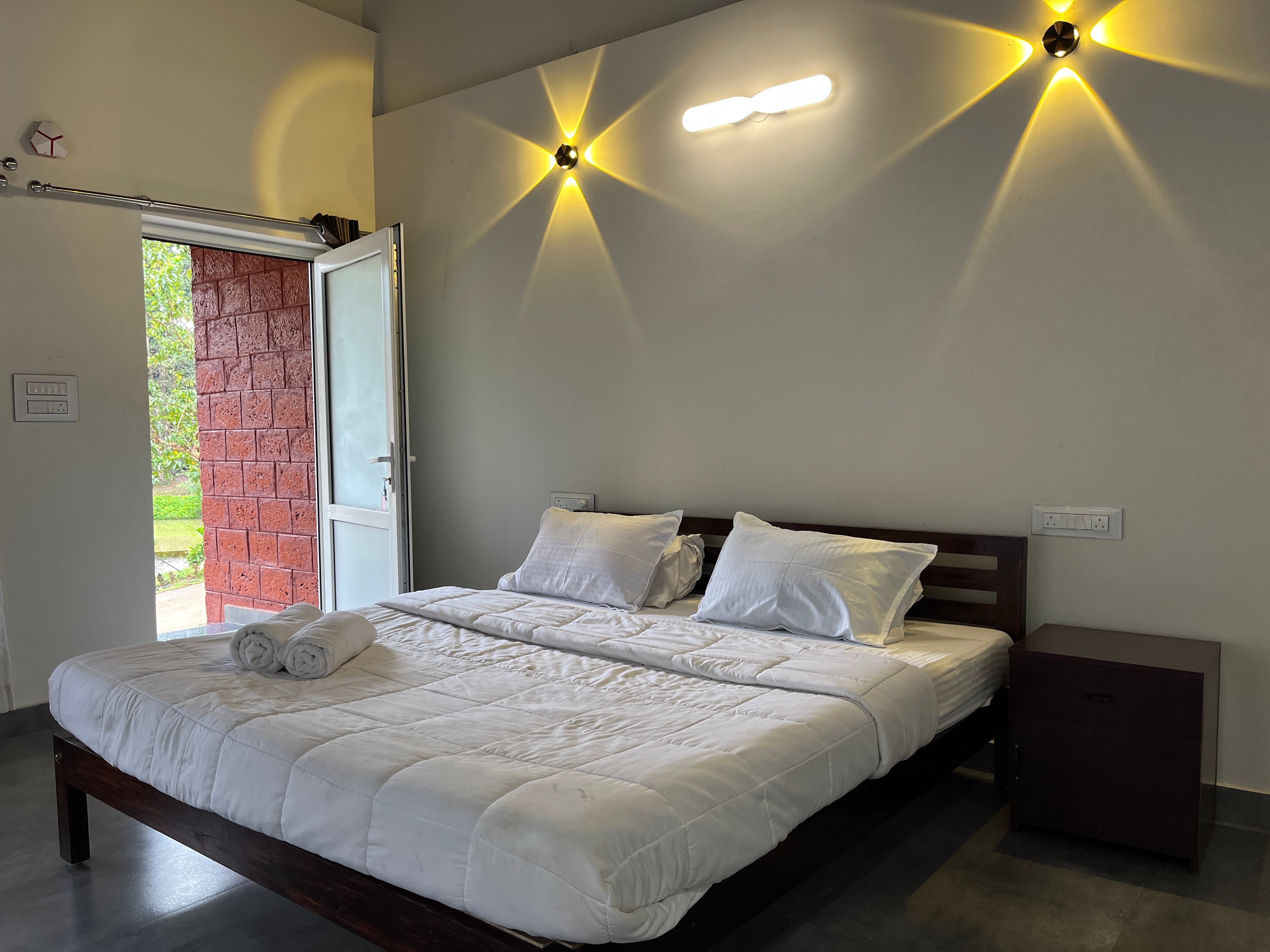 Tashi Farmstay - Tap to explore photos