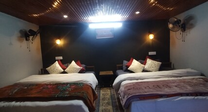 THC Camps and Cottages Kasol Room Type - Deluxe Room