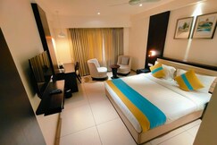 Hotel Cypress