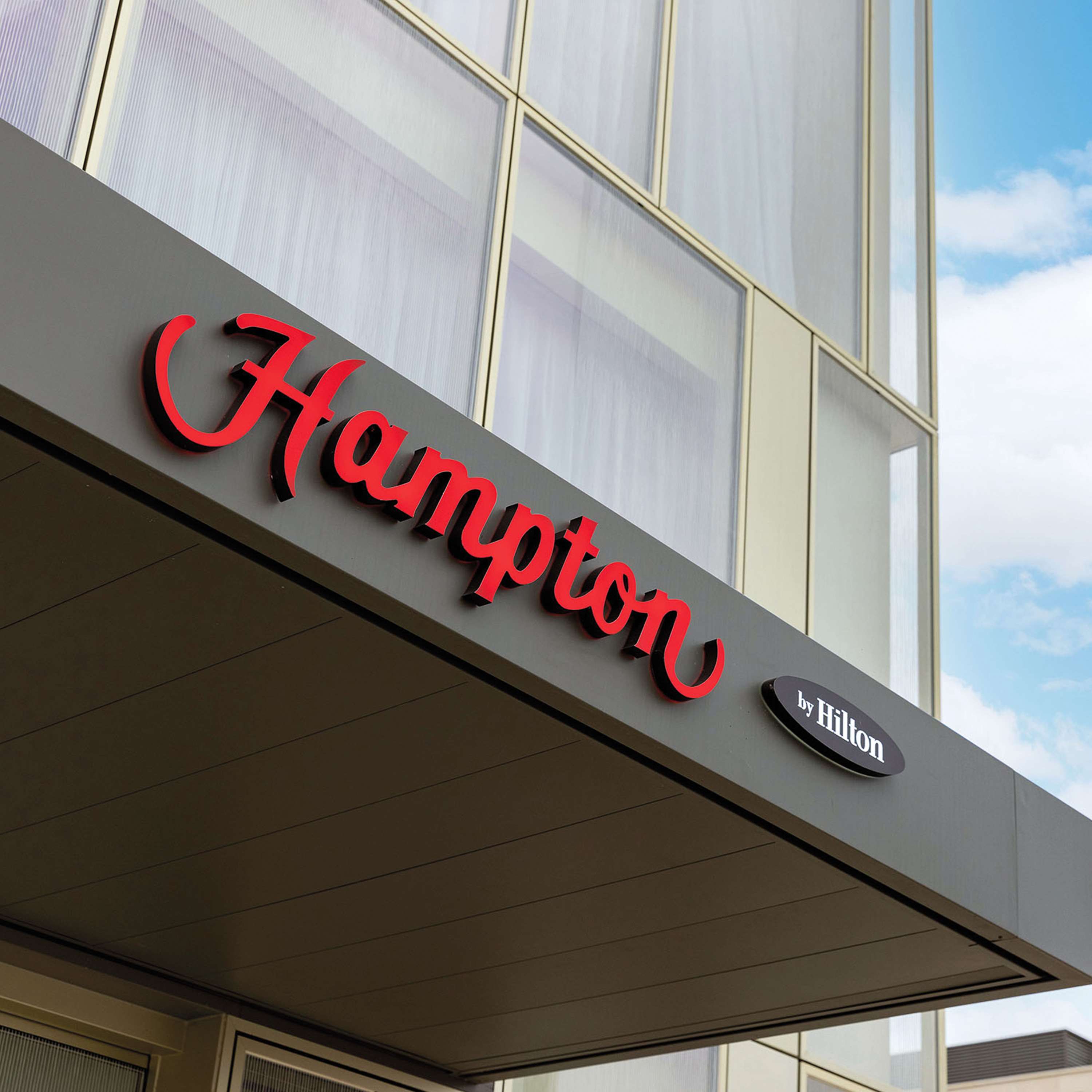 Hampton by Hilton Tours Centre - Tap to explore photos