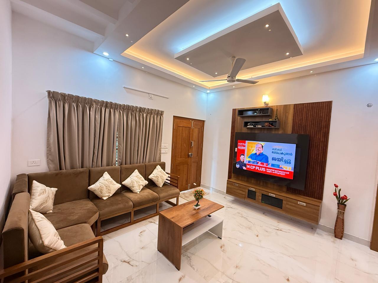ELORA CREST MUNNAR HOMESTAY - Tap to explore photos