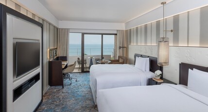 InterContinental MUSCAT Room Type - 2 Queen Sea View Balcony