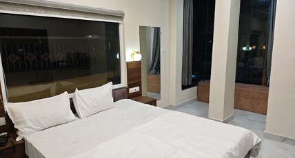 Hotel TR Grand Sheopur Room Type - Family Room
