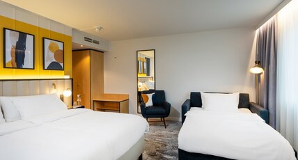 voco DUSSELDORF SEESTERN, an IHG hotel Room Type - 1 King Premium