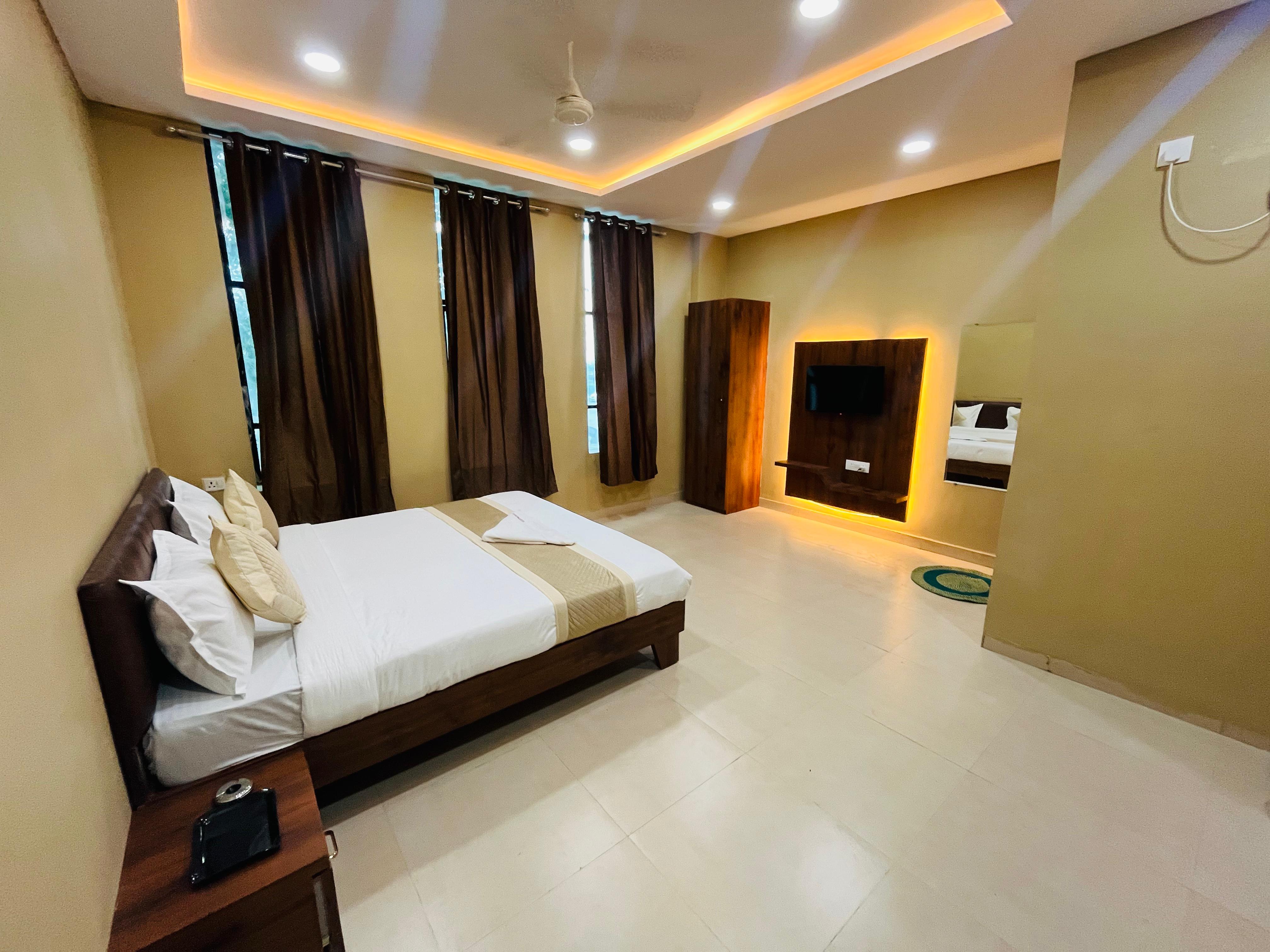 Hotel Riddhima Palace SEZ,Pithampur. - Tap to explore photos