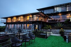 Ibex Resorts, Valparai (Tale Rock )