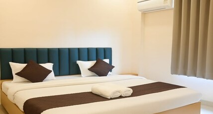 Hotel Hari Niwaas Room Type - Deluxe Double Room