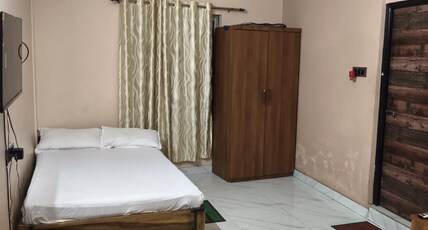 HOTEL DAWNCREST Room Type - AC ROOM