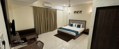 Hotel Maharaja Inn