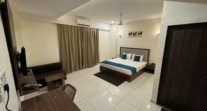 Hotel Maharaja Inn Room Type - Family Suite room