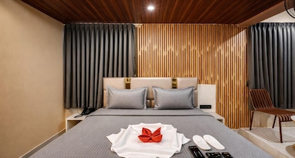 Hotel Rism Suites in Koramangala Room Type - Deluxe king room