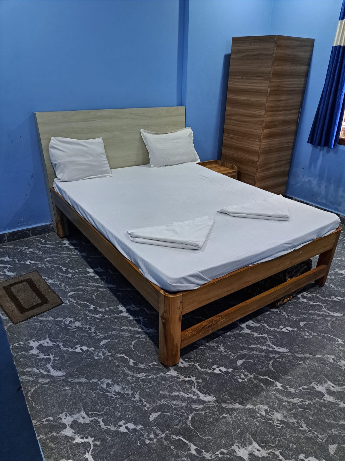 Niclohas Rodrigues Guest House - Tap to explore photos