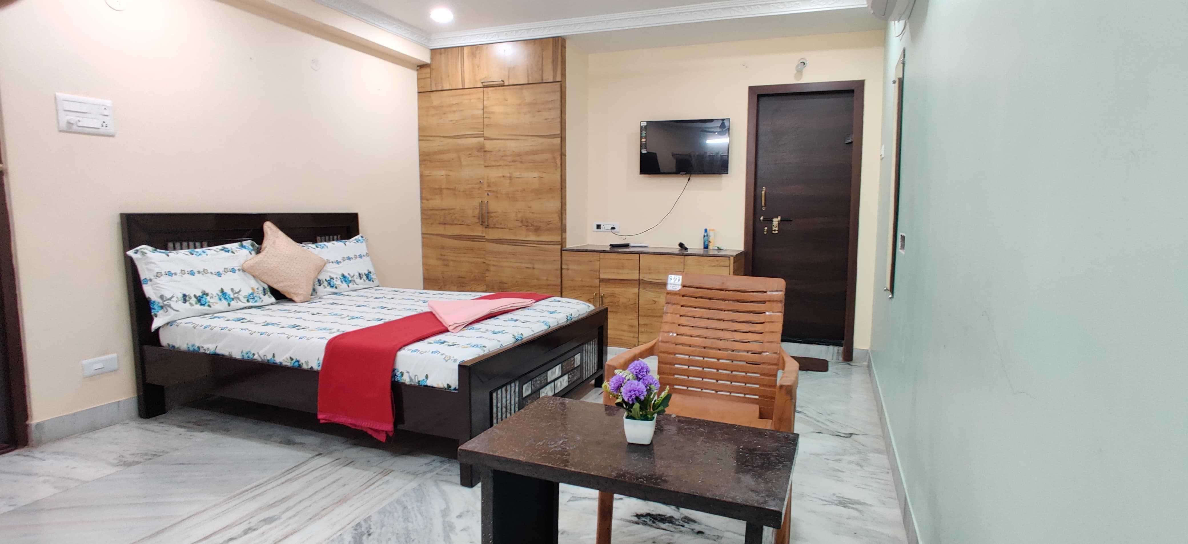 Super Hotel O MADHURIMA GUEST ROOMS - Tap to explore photos