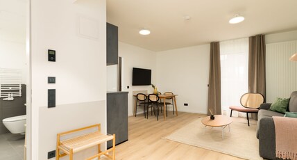 Limehome Vienna Favoritenstr. Room Type - One-Bedroom Suite With Balcony