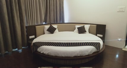 Hotel Udayanraje Palace Room Type - Suite Room