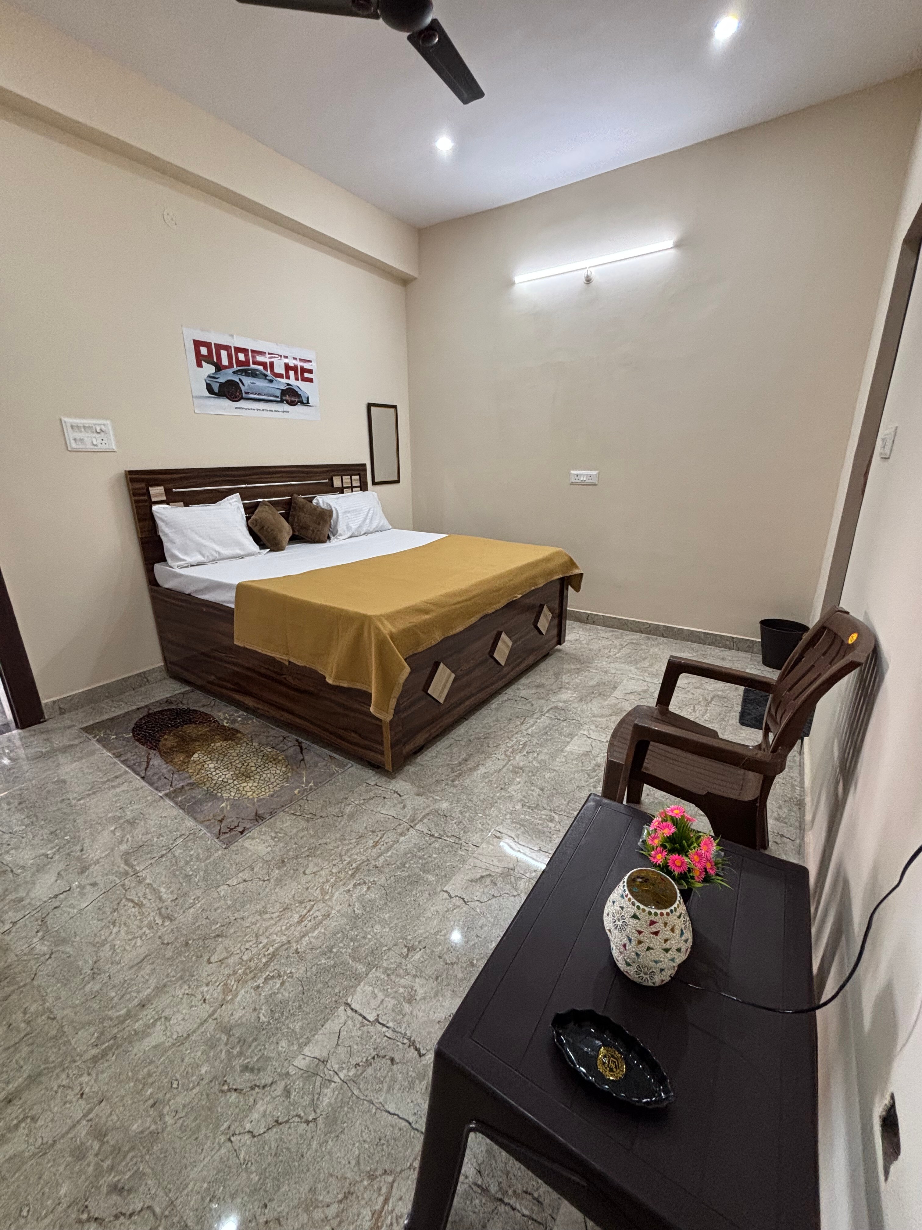 Rangbhoomi pg & guest house - Tap to explore photos
