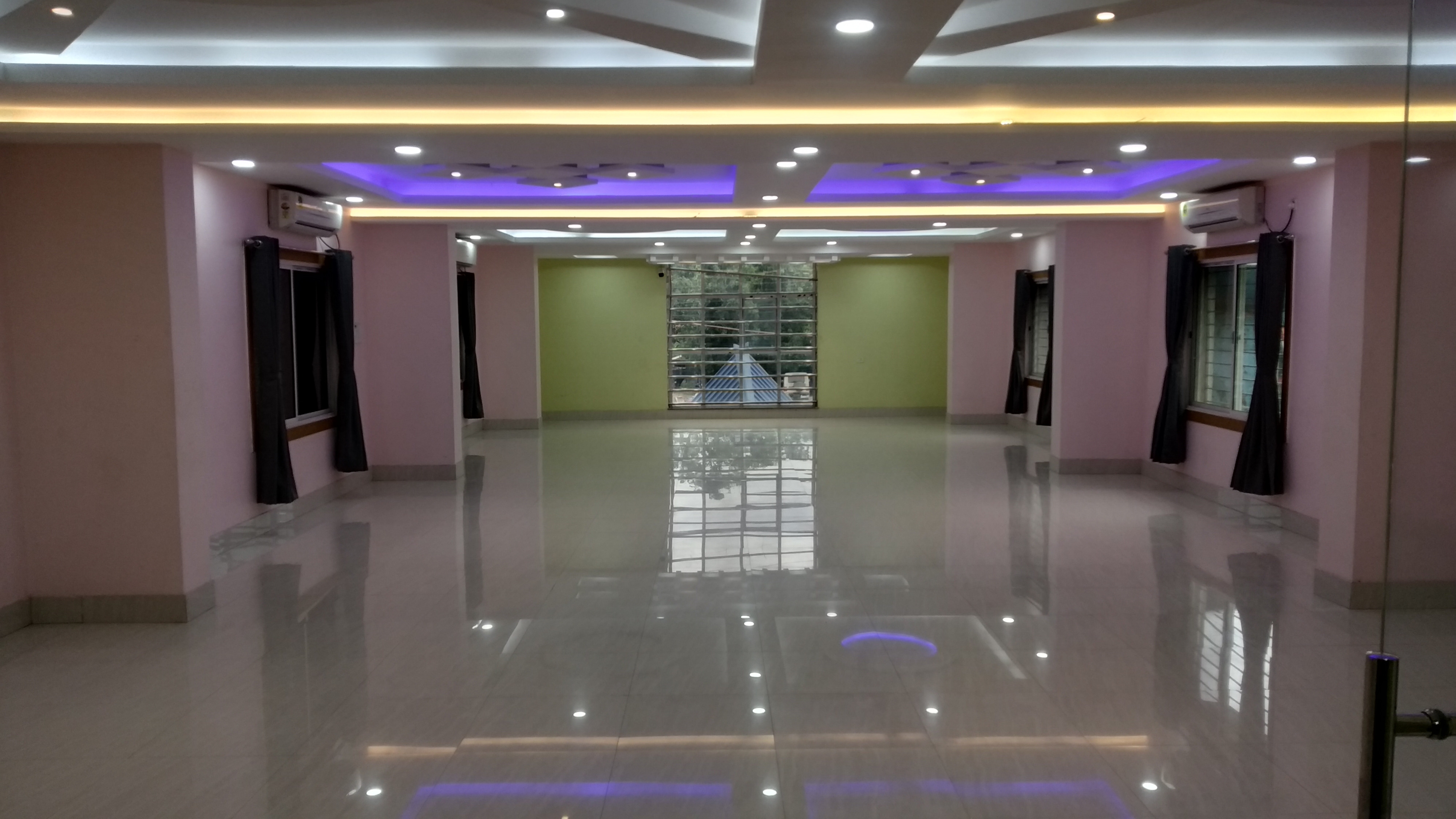 Main gallery
