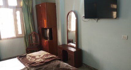 Hotel Punetha Inn, Pithoragarh Room Type - Semi Deluxe Room