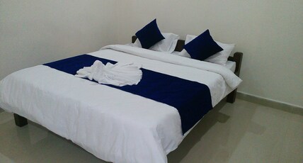 Auro Resort Room Type - Grand Conventional AC Room