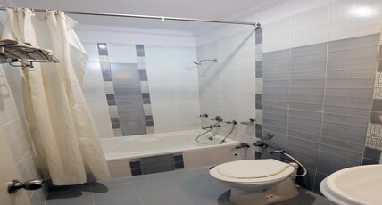 Lilas Hotel Room Type - SUPER EXECUTIVE AC ROOM