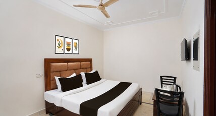 Super Hotel O Sector 45 A Chandigarh Formerly Sangam Room Type - Classic Super Hotel O Sector 45 A Chandigarh Formerly Sangam Room Type - Classic