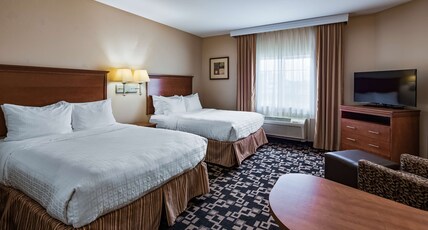 Best Western Plus Wausau/Rothschild Hotel Room Type - Accessible - 2 Queen, Mobility Accessible, Communication Assistance, Roll In Shower, Kitchenette, No Best Western Plus Wausau/Rothschild Hotel Room Type - Accessible - 2 Queen, Mobility Accessible, Communication Assistance, Roll In Shower, Kitchenette, No