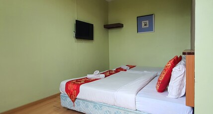 Hotel O Melody 88 Inn Room Type - Suite Triple