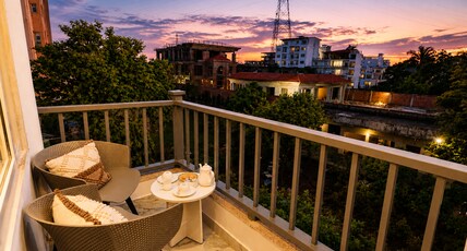 The Neeraj Ganga Paradise With Ganga View Room Type - Standard Room