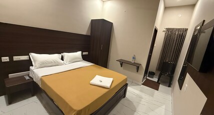 MRM RESIDENCY, VADAKOVAI Room Type - STD NON AC ROOM