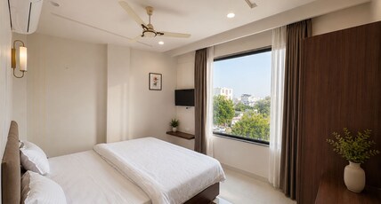 Hotel RajKailash Room Type - Deluxe Room