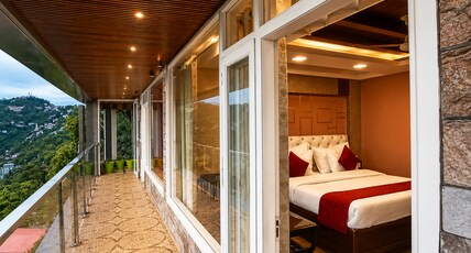 Hotel Luxmount Room Type - Executive Room With Balcony Hotel Luxmount Room Type - Executive Room With Balcony