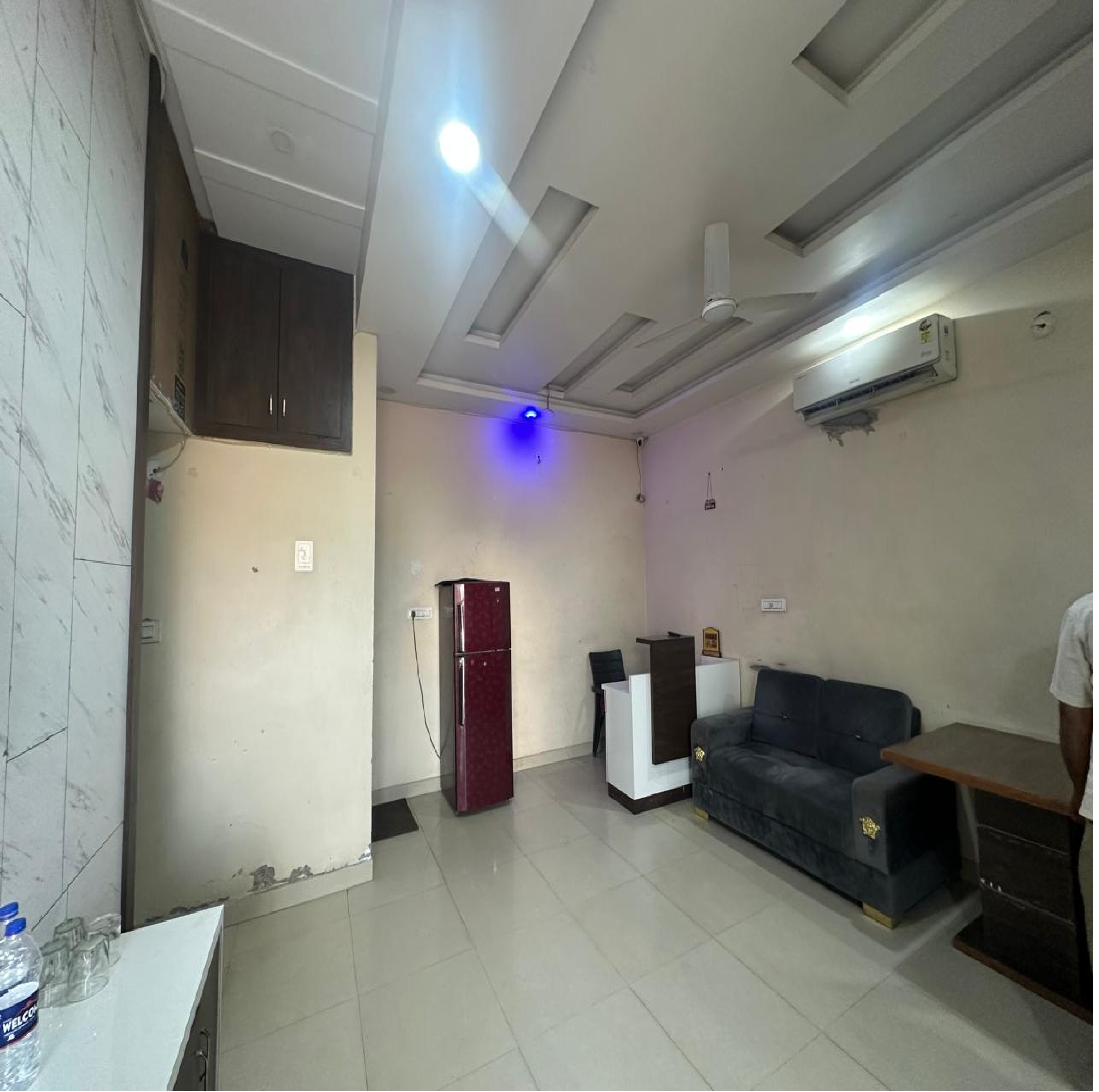 Poonam Guest House Retreat - Tap to explore photos