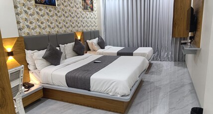 Hotel Shivalik Room Type - Deluxe 3 Bed Family Room