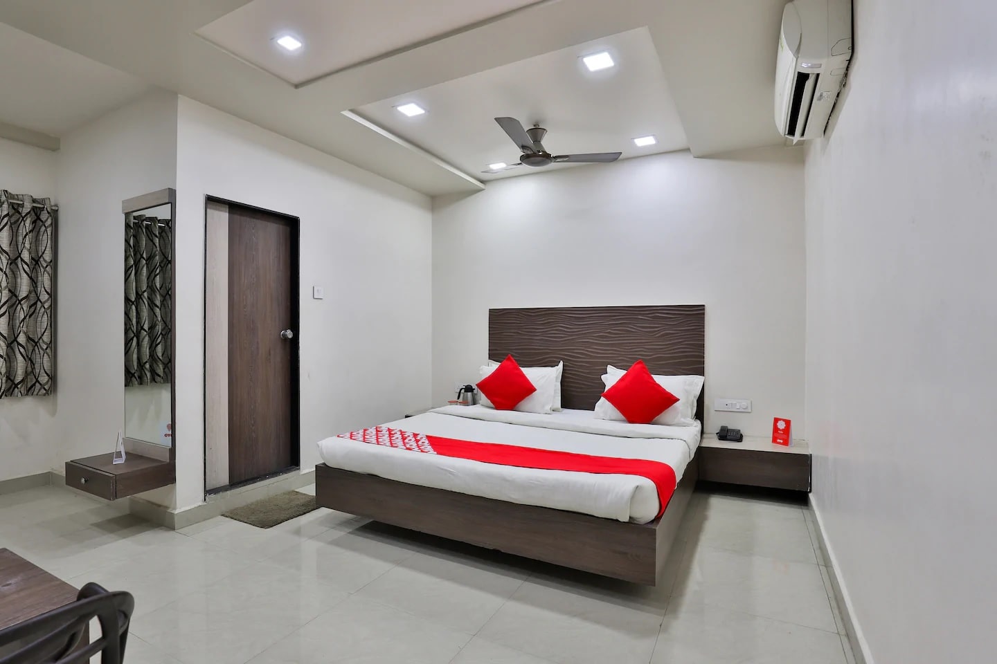 Hotel Daksh - Tap to explore photos