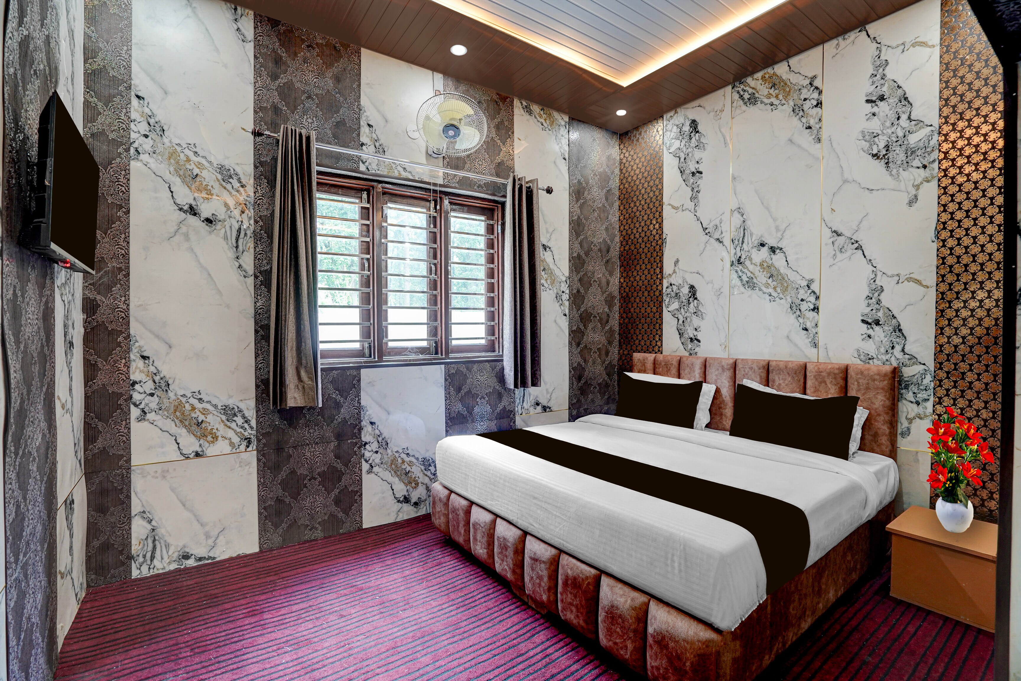 Hotel O Sahaspur Dehradun - Tap to explore photos