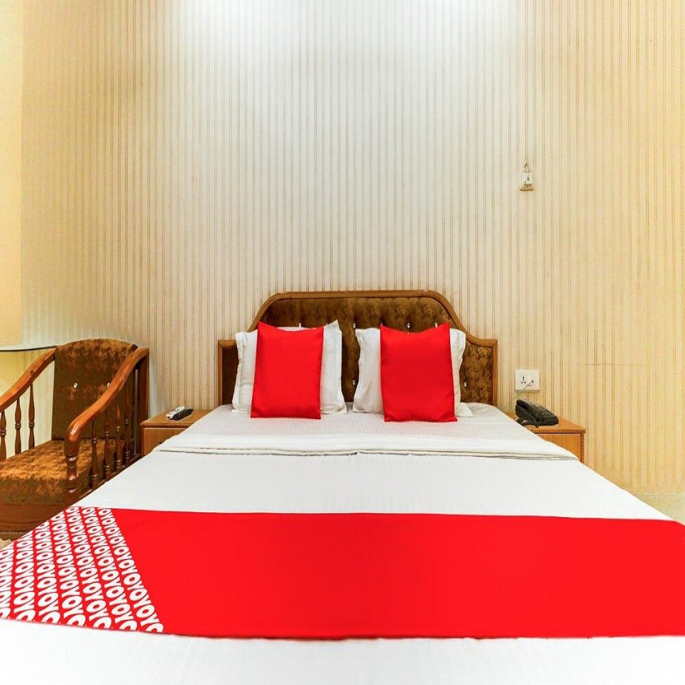 Silica Resort - Tap to explore photos