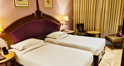 Hotel Sai Palace Room Type - Deluxe Room ( TWIN BED)