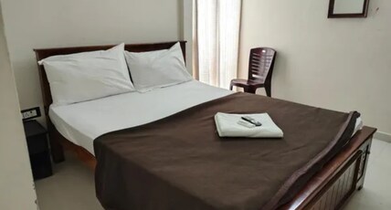 FabHotel Nimalan Residency Room Type - Deluxe Room