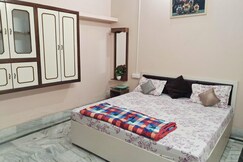 Address of Shri kashi home stay