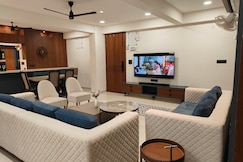 Panora 4BHK Fuly Furnished Modern Apartment