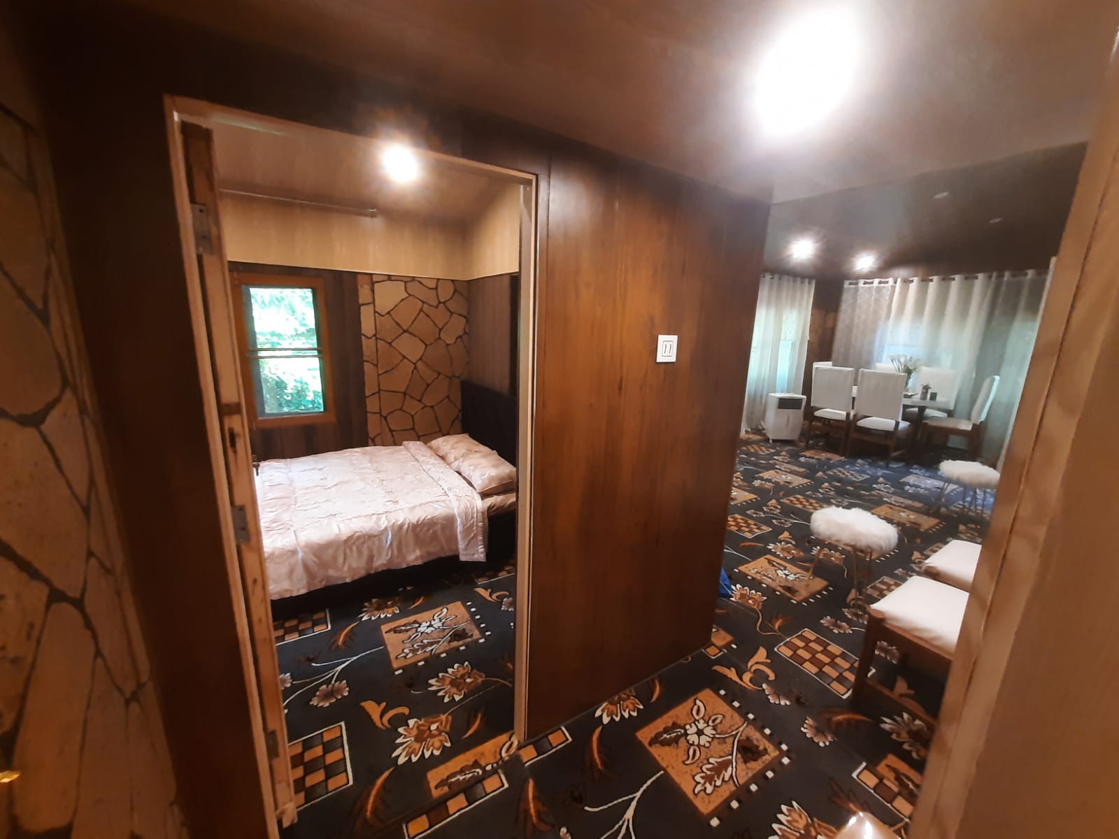 Royal Resort - Tap to explore photos