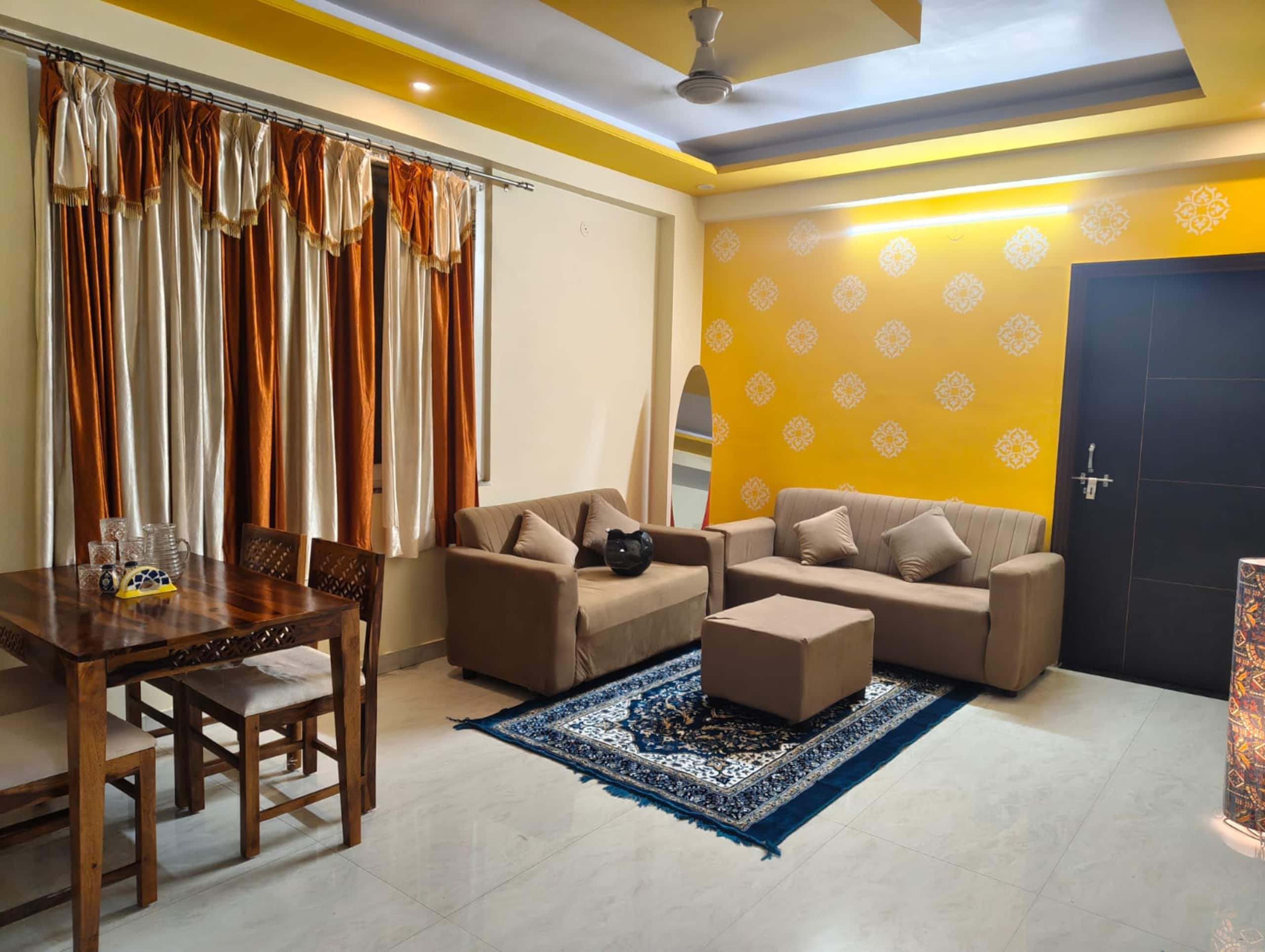 The Cozy 2BHK Prime Jaipur Location - Tap to explore photos