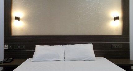 Amden Residency Room Type - Coral AC (Standard Room)