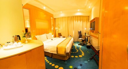 Sunday Hotel Kingdom Towers Formerly Warwick Al Dabab Hotel Room Type - Standard Room Twin