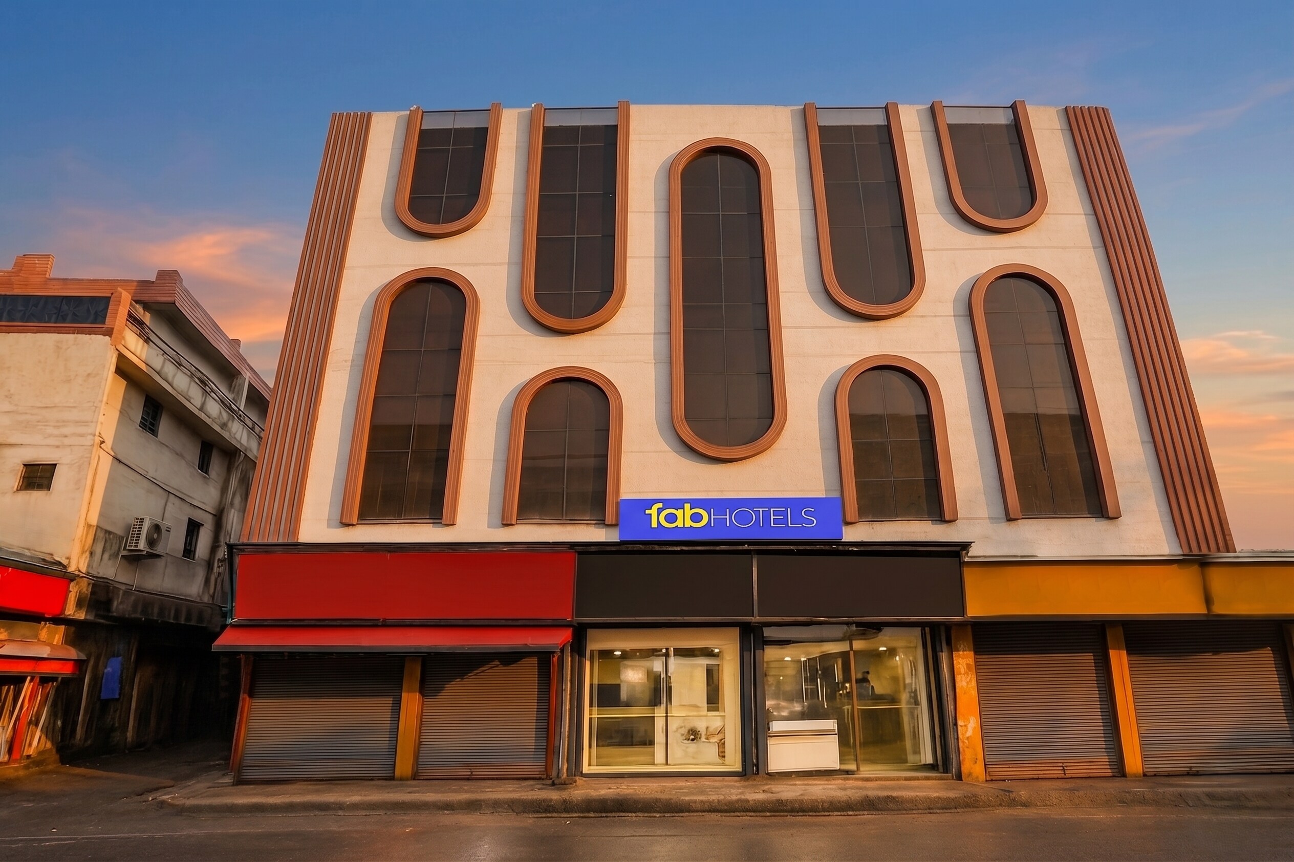 FabHotel Tulip Sarover - Tap to explore photos