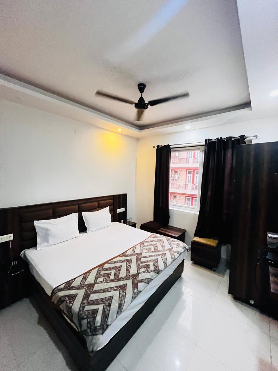 Hotel Wisteria - Tap to explore photos