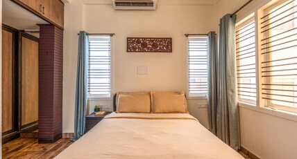 Sliceinn Cocoa - Whitefield, Bangalore Room Type - CHIC QUEEN ROOM