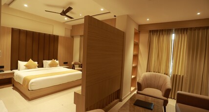 HOTEL TAVIRAL REGENCY Room Type - Suite Room with Bathtub
