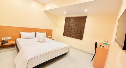 HOTEL GALAXY INN Room Type - Premium Room A.C.