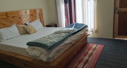 NYINGJE HOME STAY Room Type - Bedroom 1